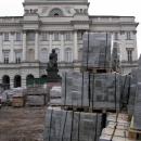 20070206 krakowskie przedmiescie przebudowa kopernik na tle palacu staszica material budowlany